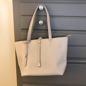 Vince Camuto tote